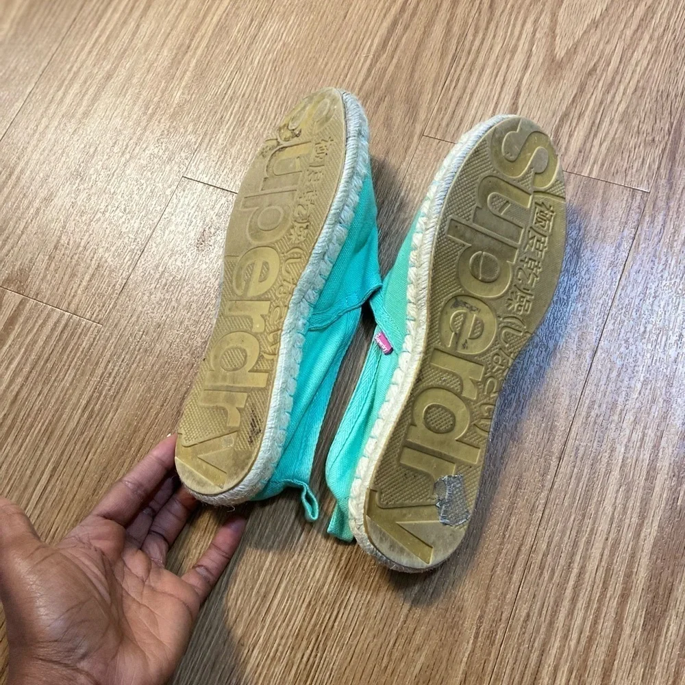 Superdry green flat
